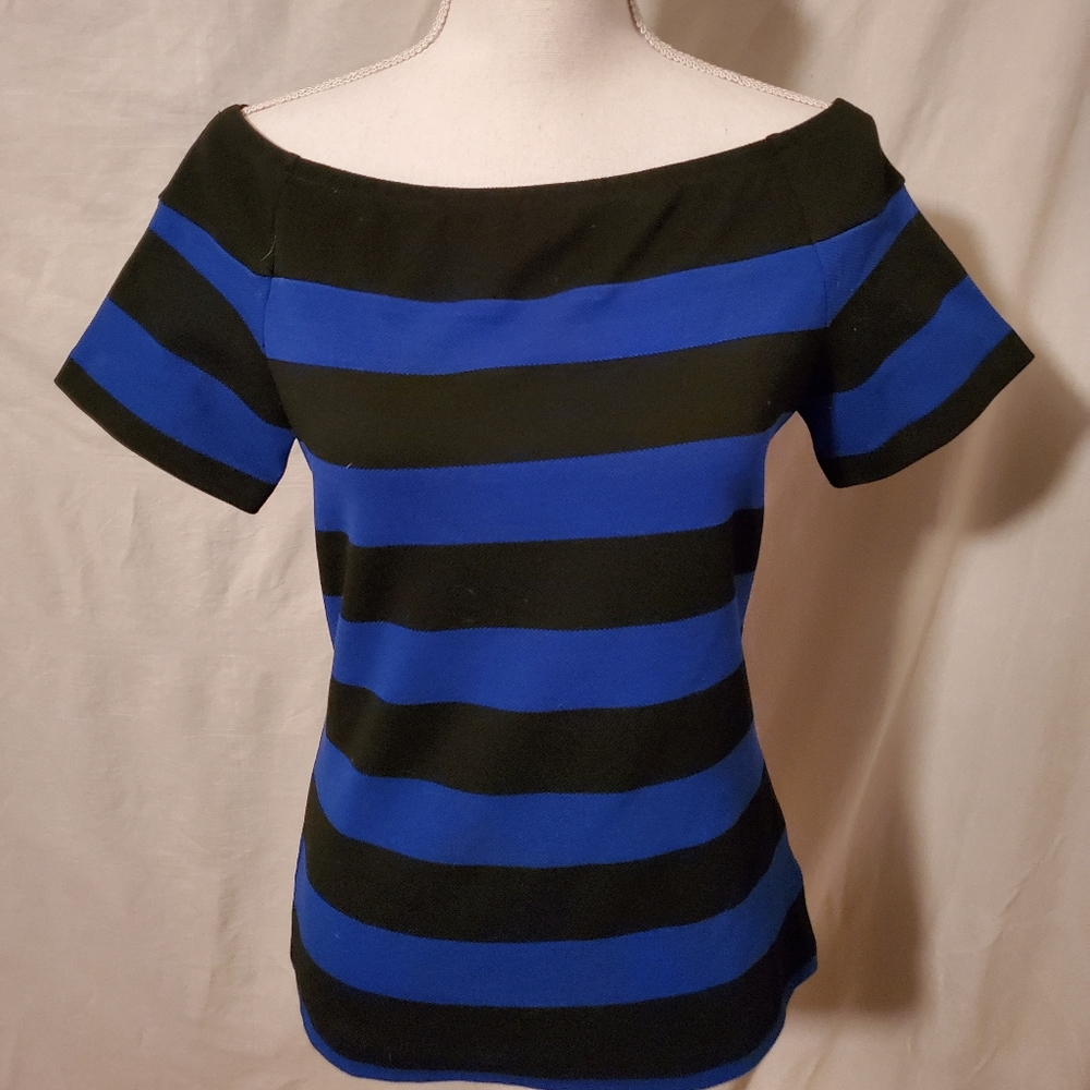 Michael Michael Kors top. Black/blue size M